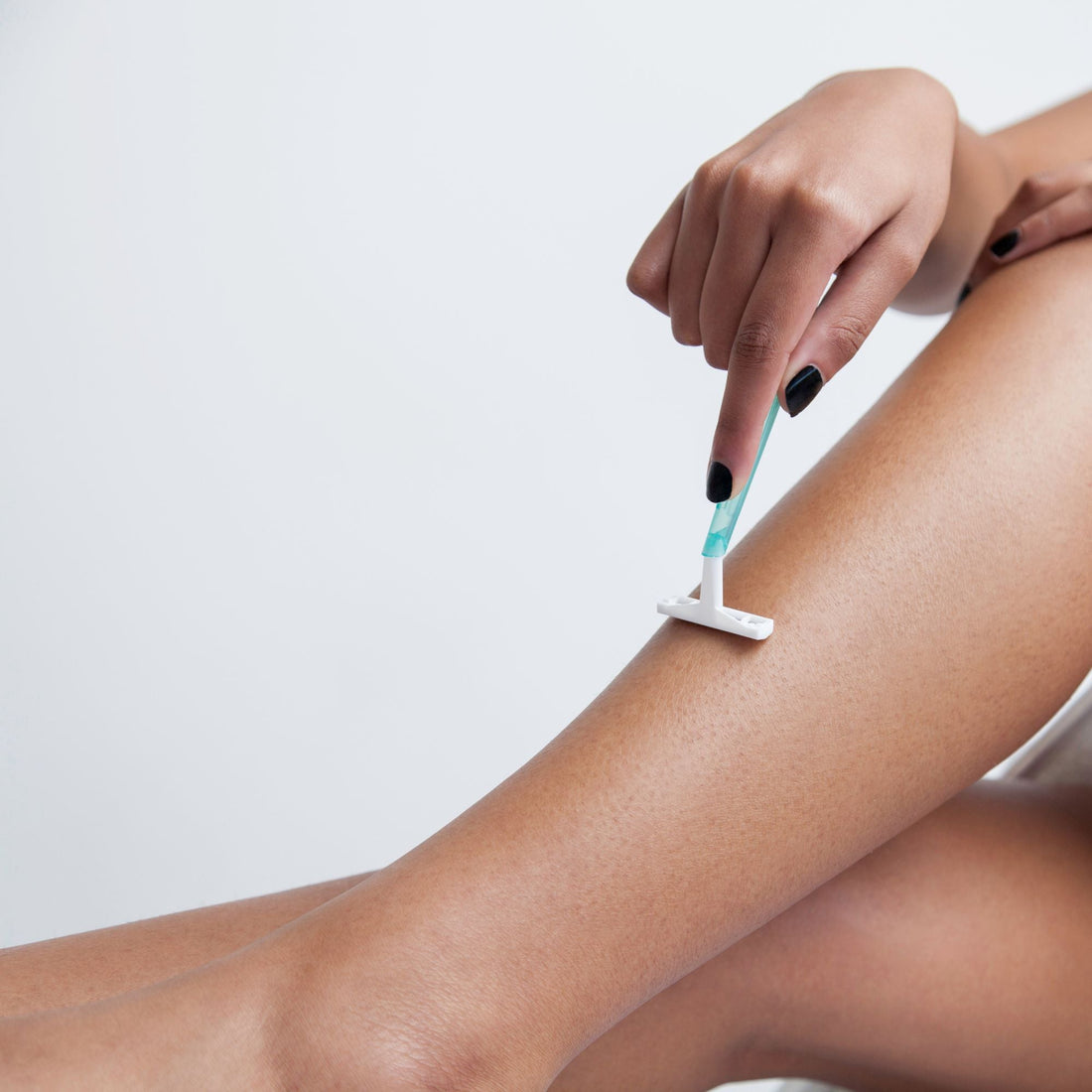 Shower Shaving by Feel with the Blade Bar