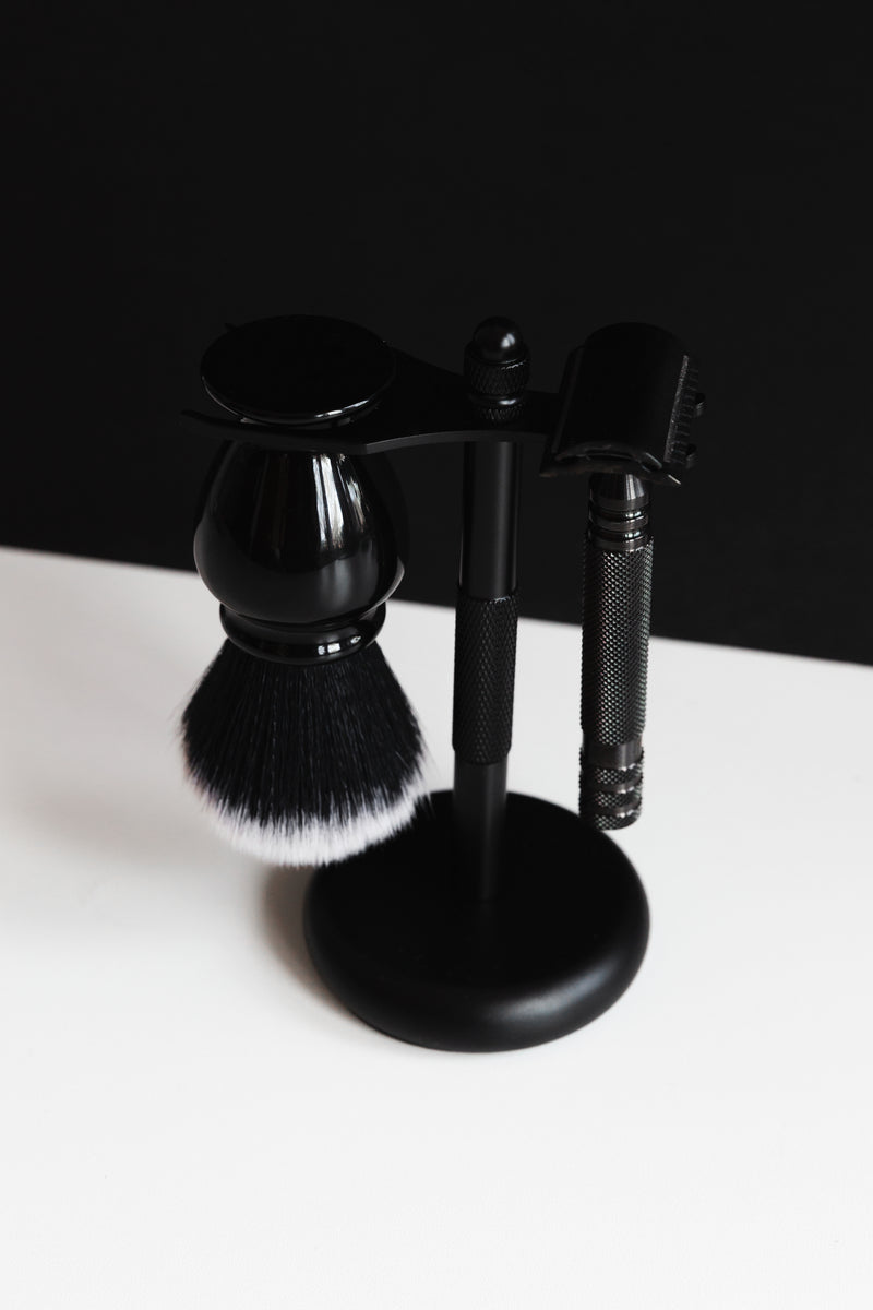 <p><strong>The History Of Shaving & The STROPPi’s Place In It</strong></p>