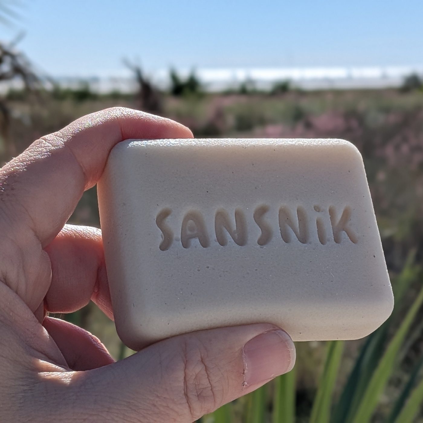 SANSNiK studio still 122