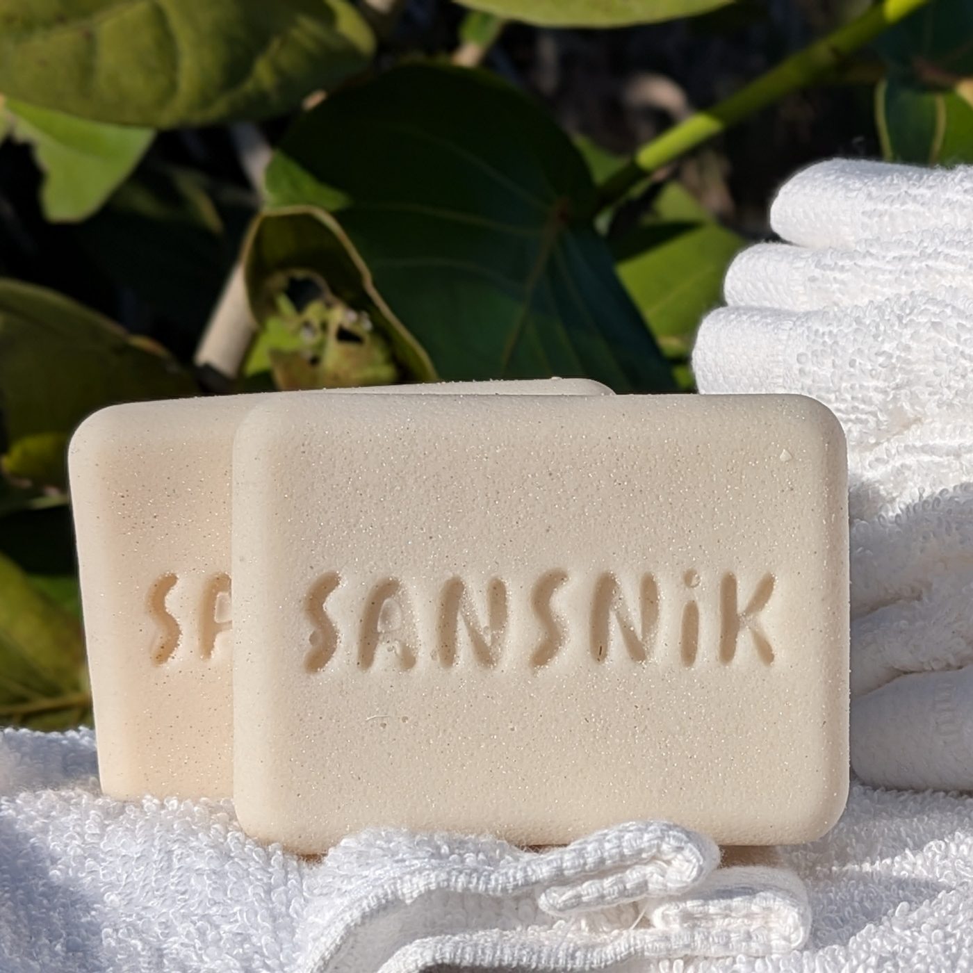 SANSNiK studio still 143