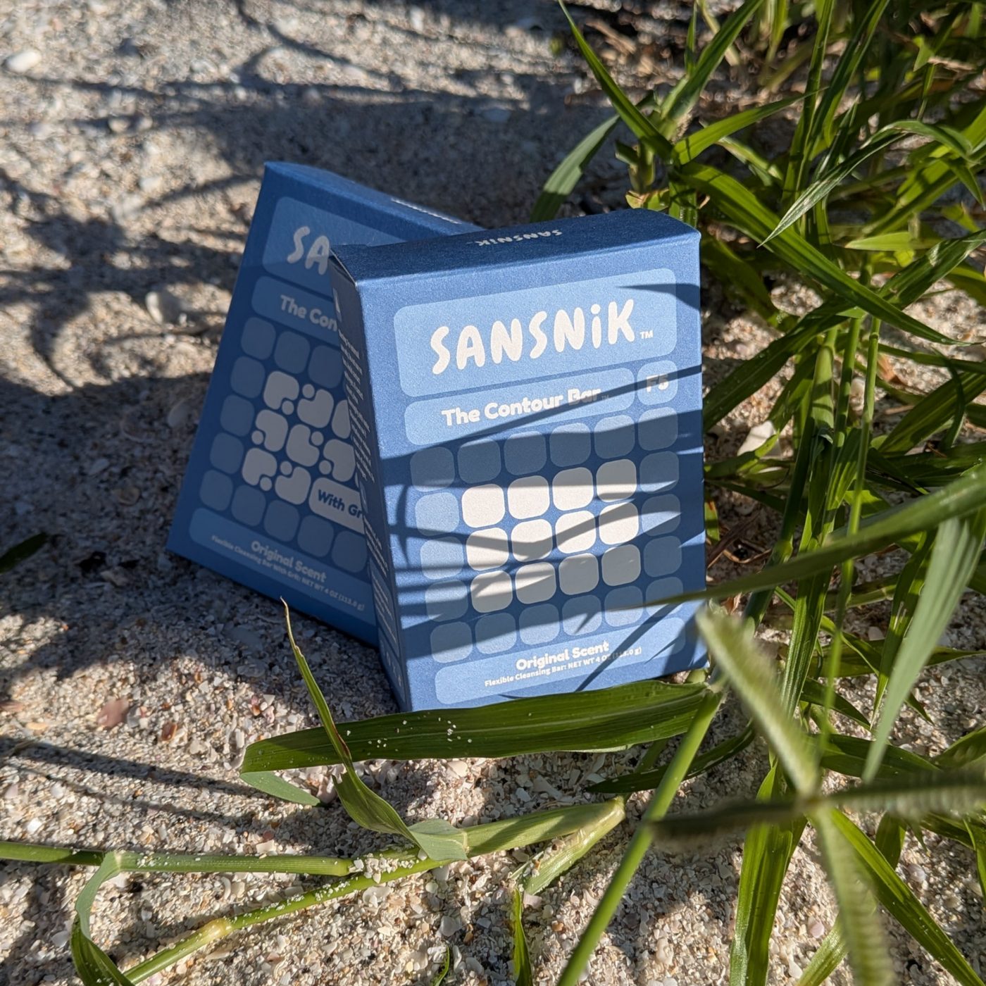 SANSNiK studio still 163