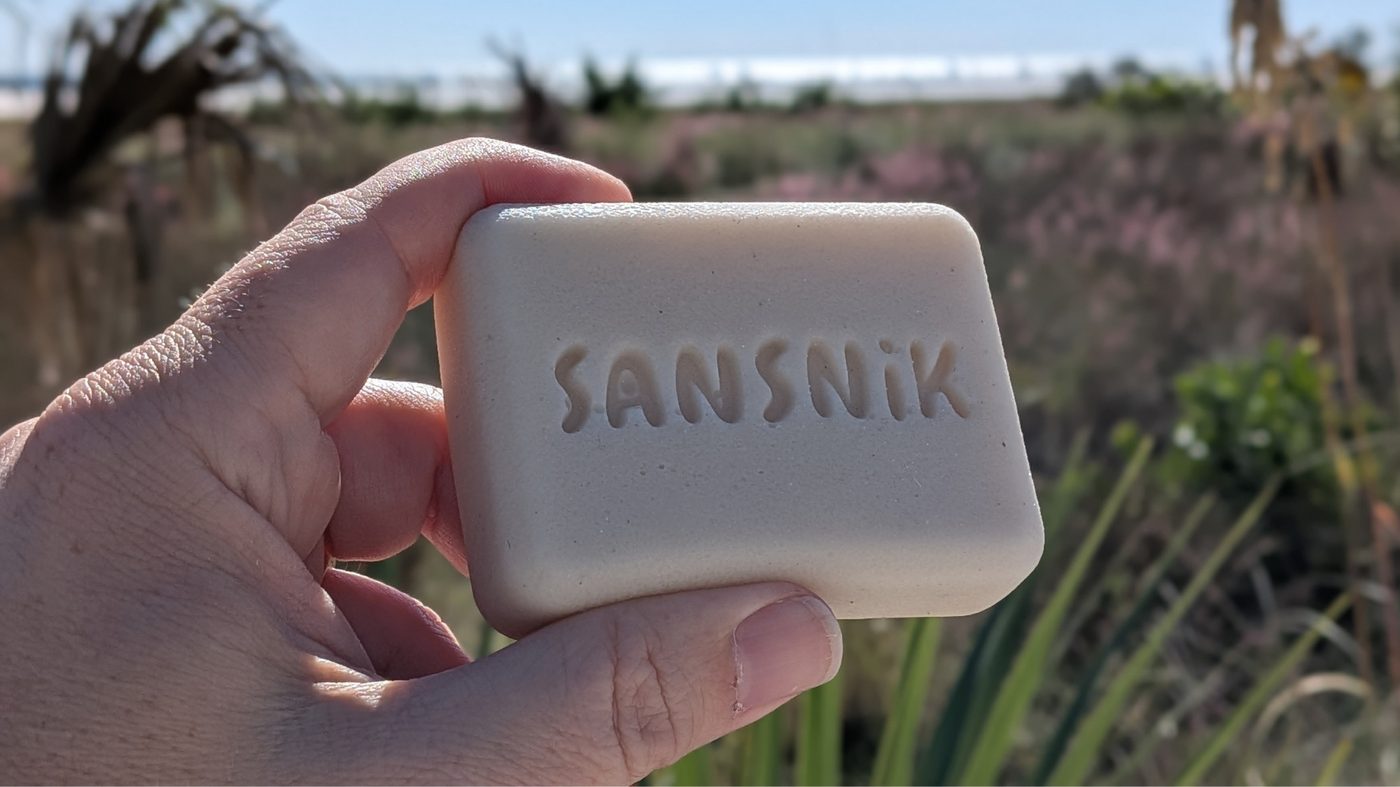 SANSNiK studio still 168
