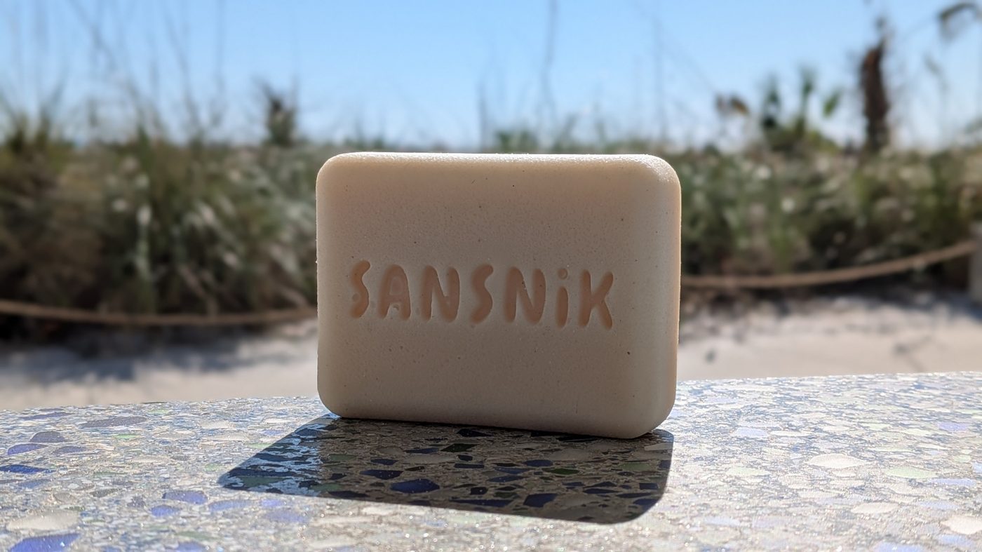 SANSNiK studio still 169